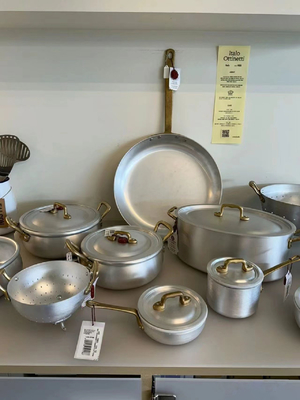 1050 1060 Круг из алюминия с яркой отделкой для кухонной посуды и дорожных знаков