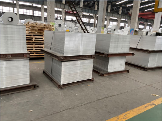 Customized 0.3-6mm thick aluminum circle plate for high-end kitchenware with corrosion resistant protection